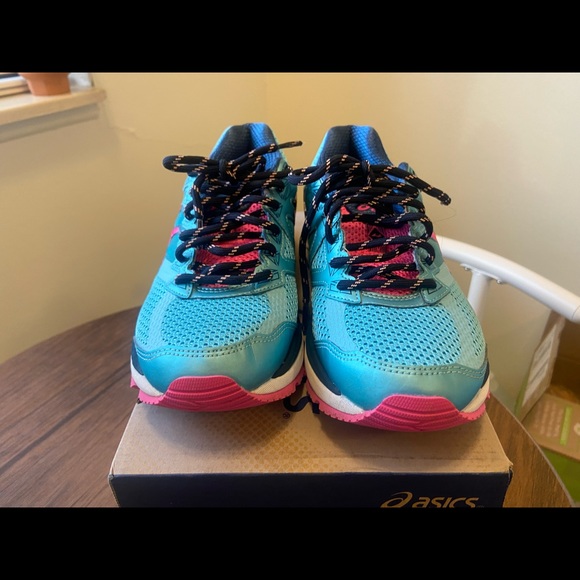 ASICS Women's GT-2000 4 Running Shoe, Turquoise/Hot Pink/Navy, 6.5 M - Picture 5 of 6